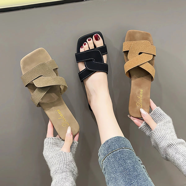 New Women Slippers 2024 Summer Beach Flat Open Toed Shoes for Women Classic Fashion Outdoor Leather Slides Ladies Zapatos Mujer